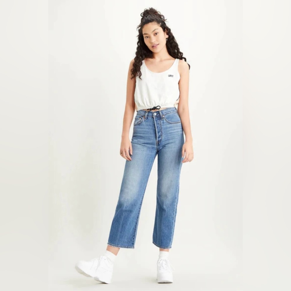 Levi’s Ribcage Straight Ankle Jeans | Mid-Wash
